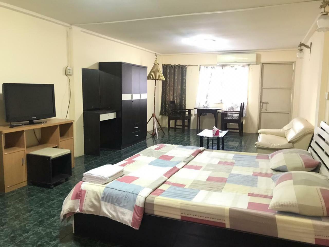 Encore Sea View Pattaya Εξωτερικό φωτογραφία